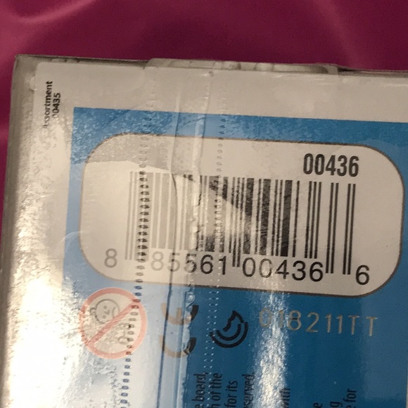 MONOPOLY SURPRISE
Exclusive Collectible Community Chest - Picture 3 of 5